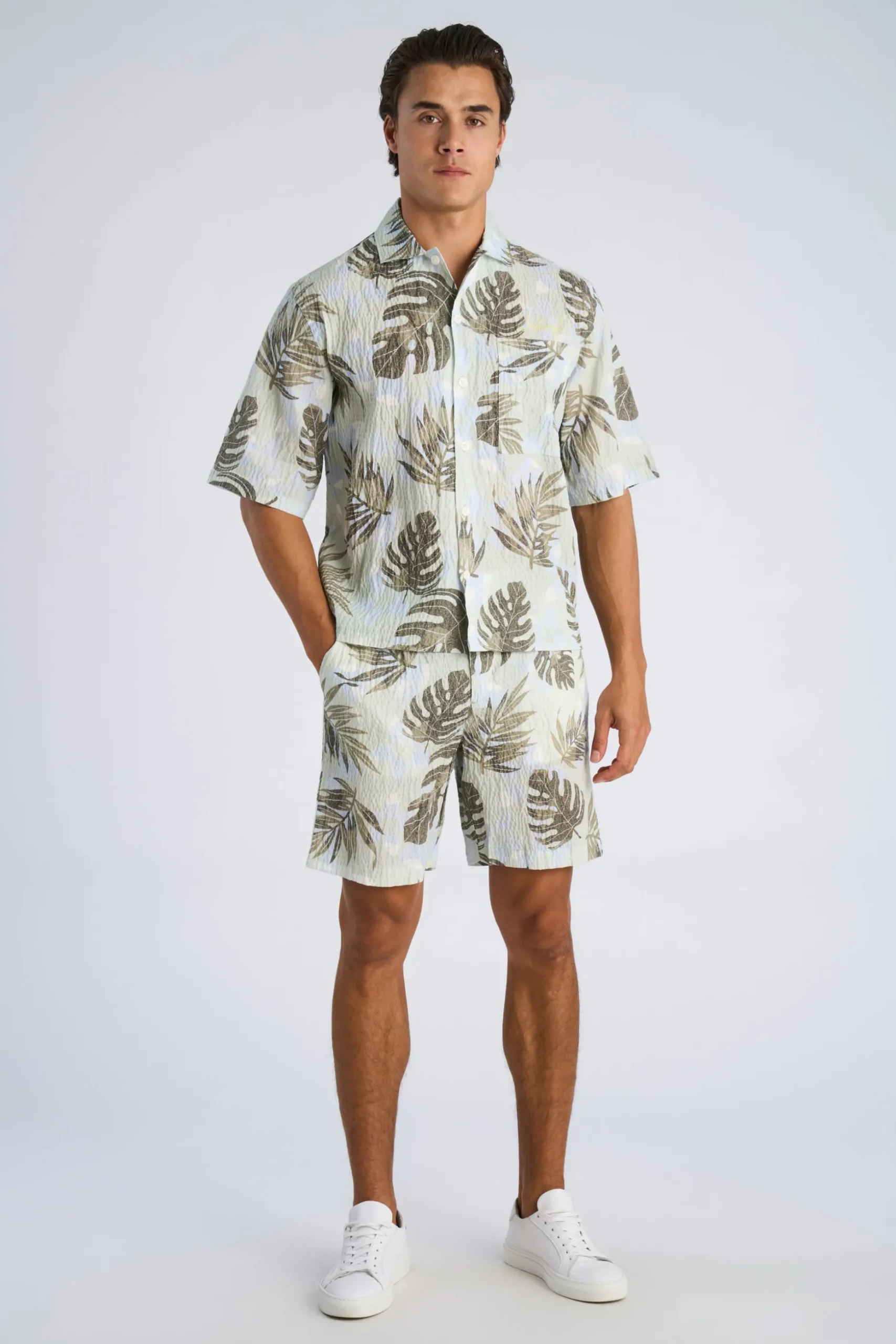 Casual shorts