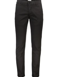 Chinos