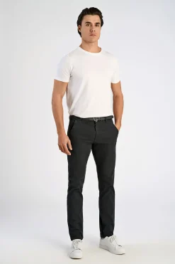 Chinos
