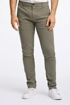 Chinos