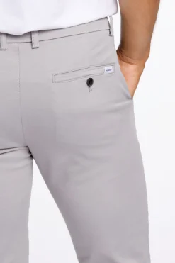 Chinos