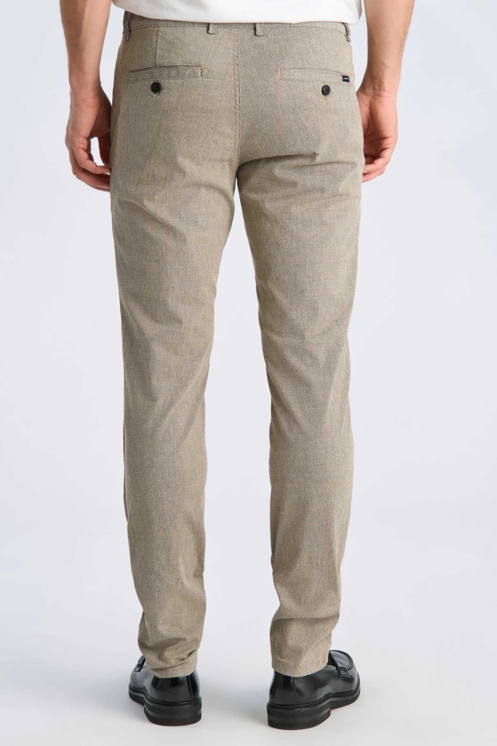 Chinos