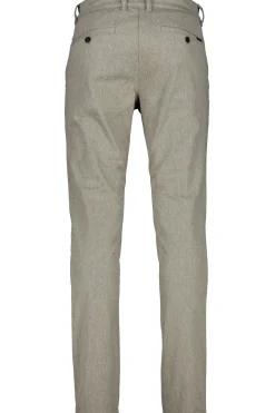 Chinos