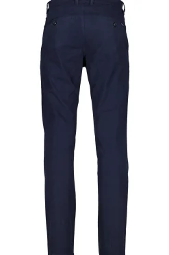 Chinos