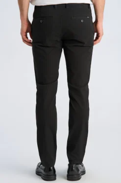 Chinos