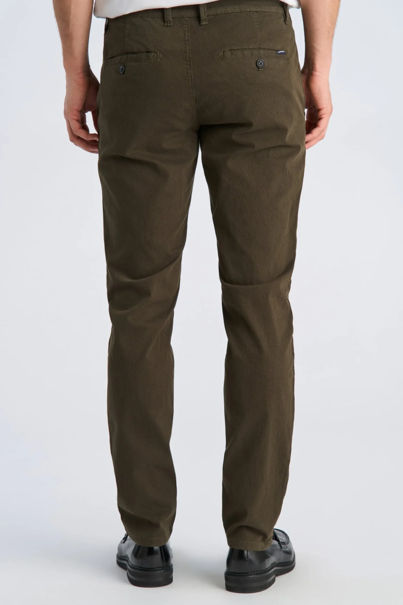 Chinos