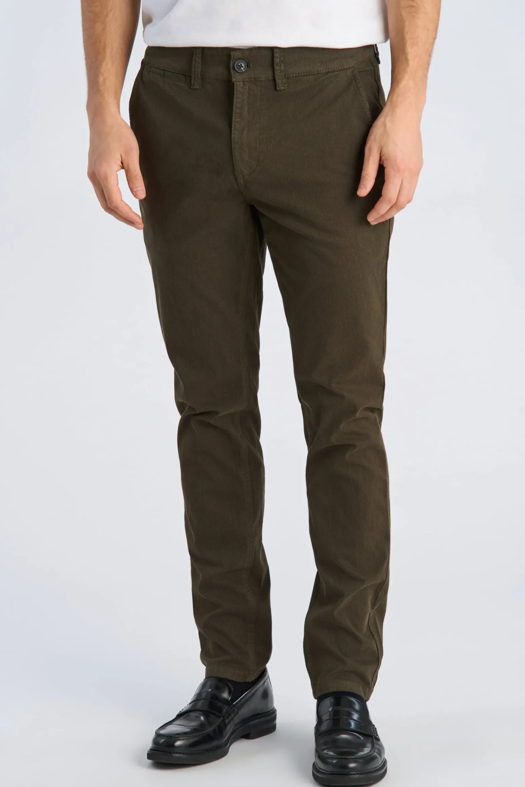 Chinos
