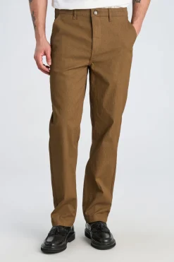 Chinos