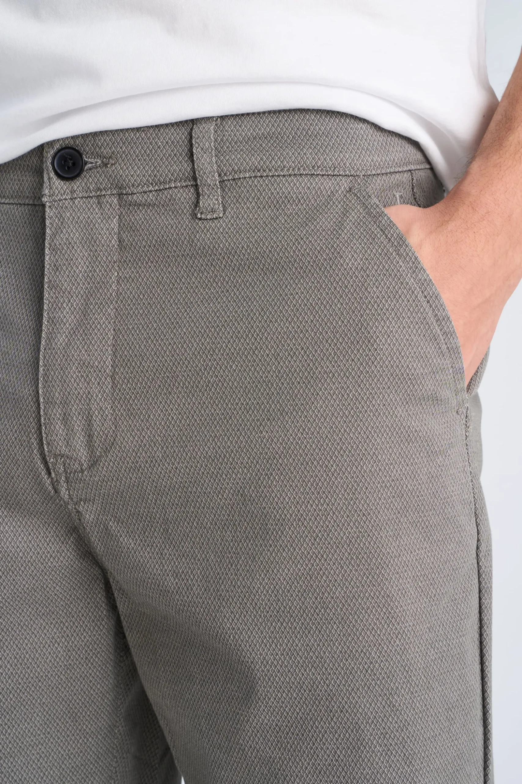 Chinos