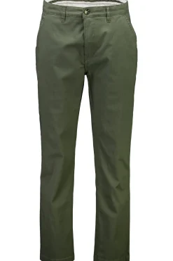 Chinos