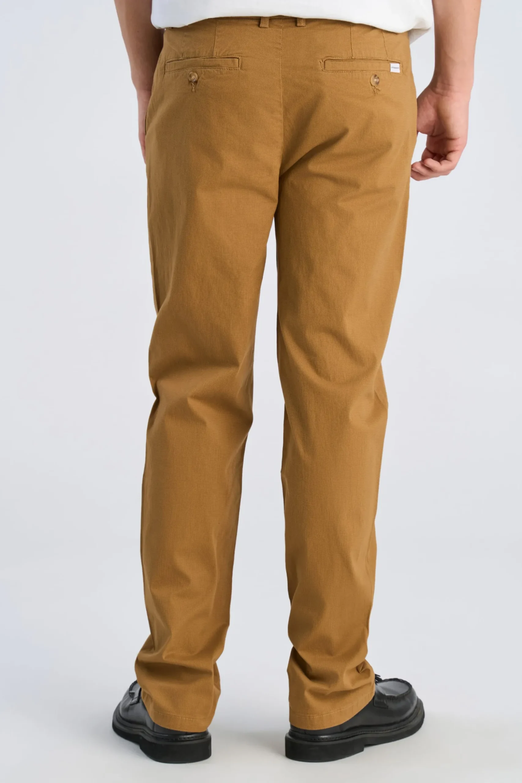 Chinos