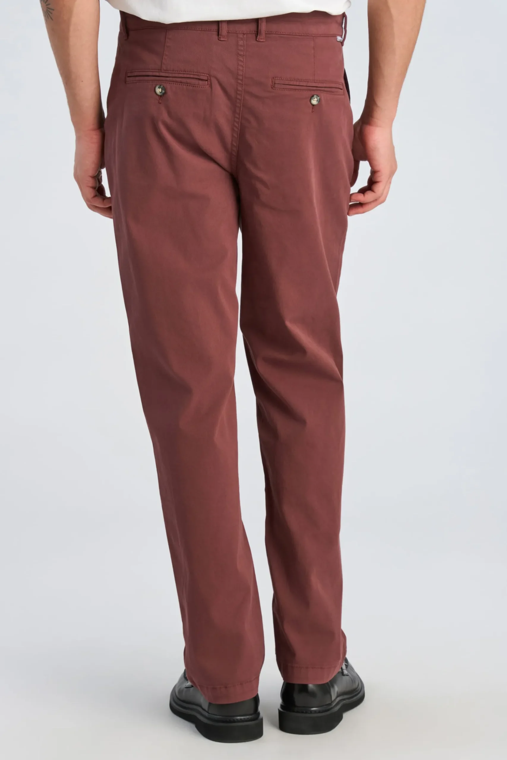 Chinos