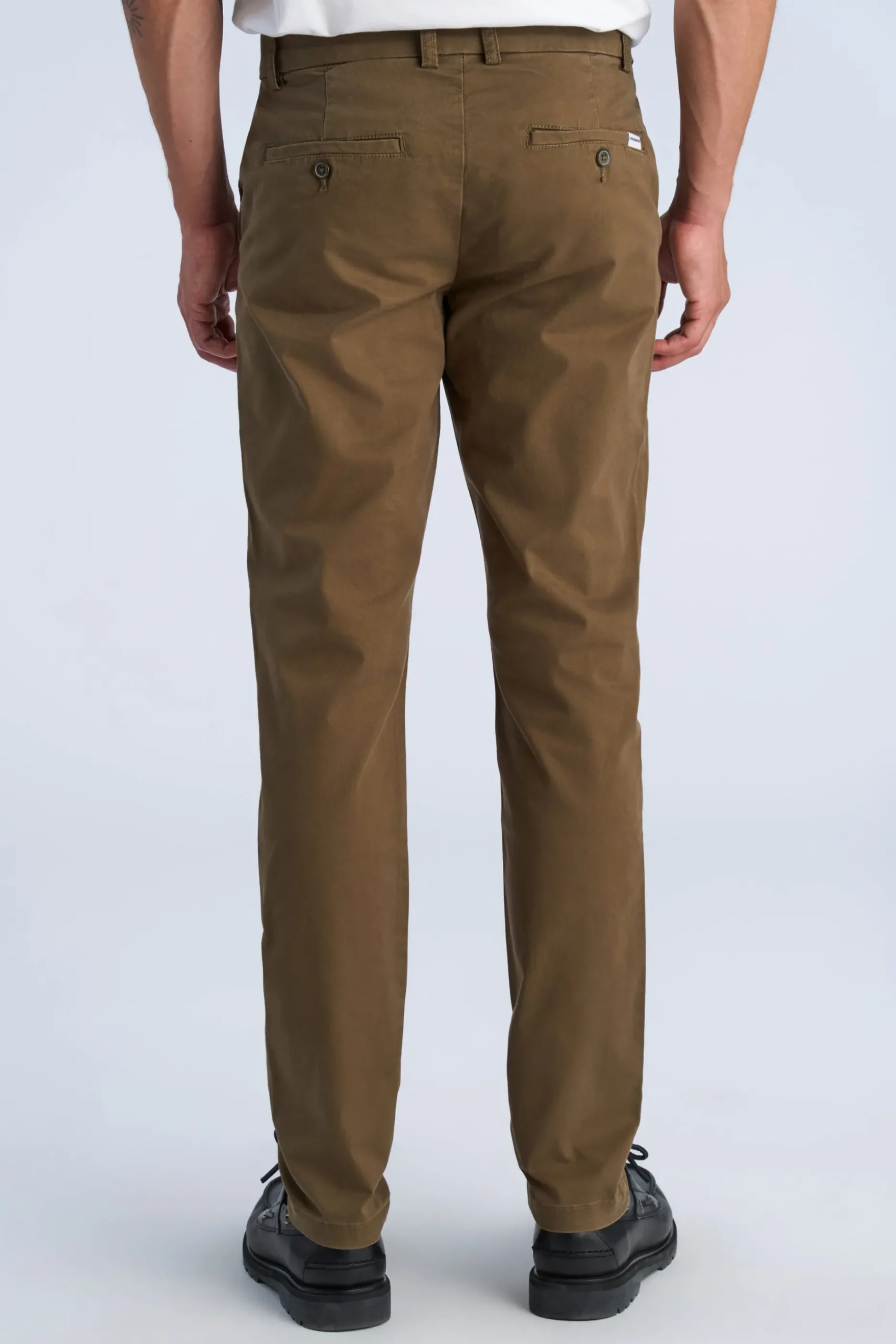 Chinos