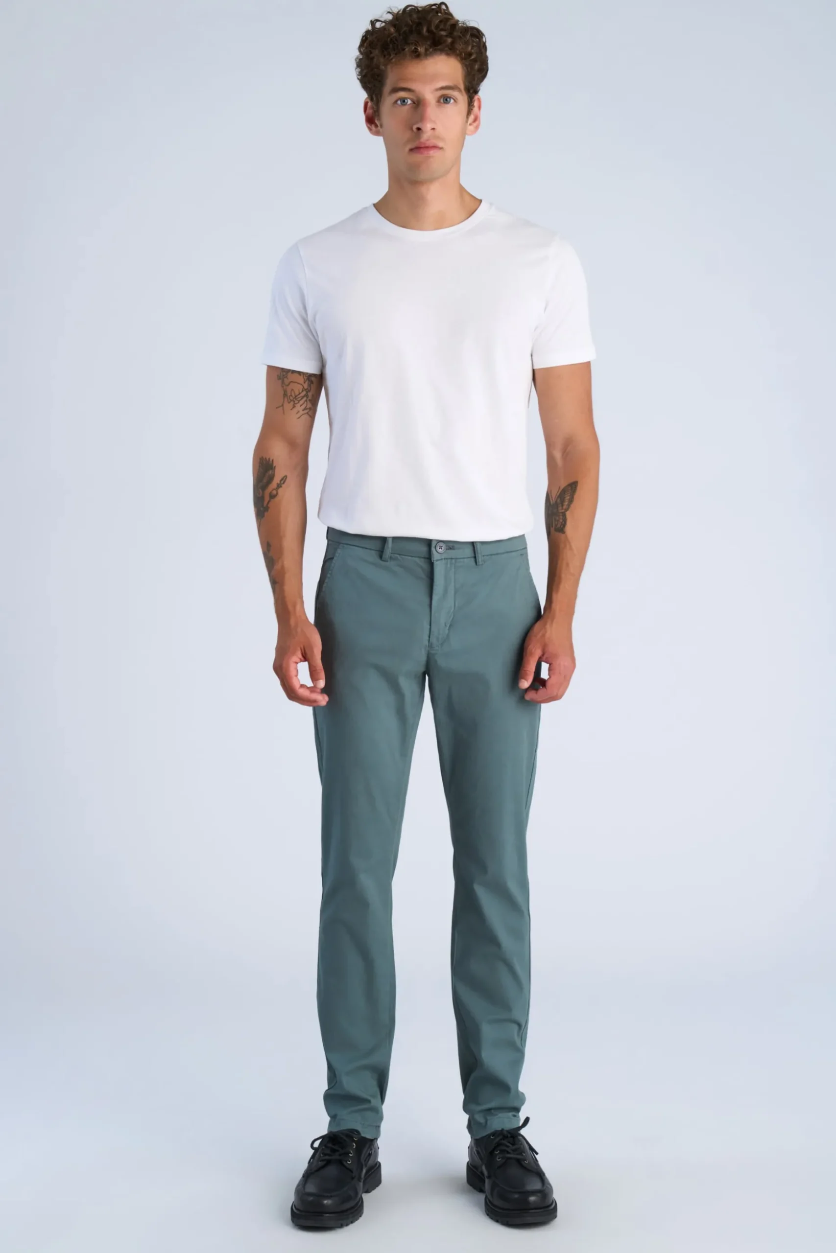 Chinos