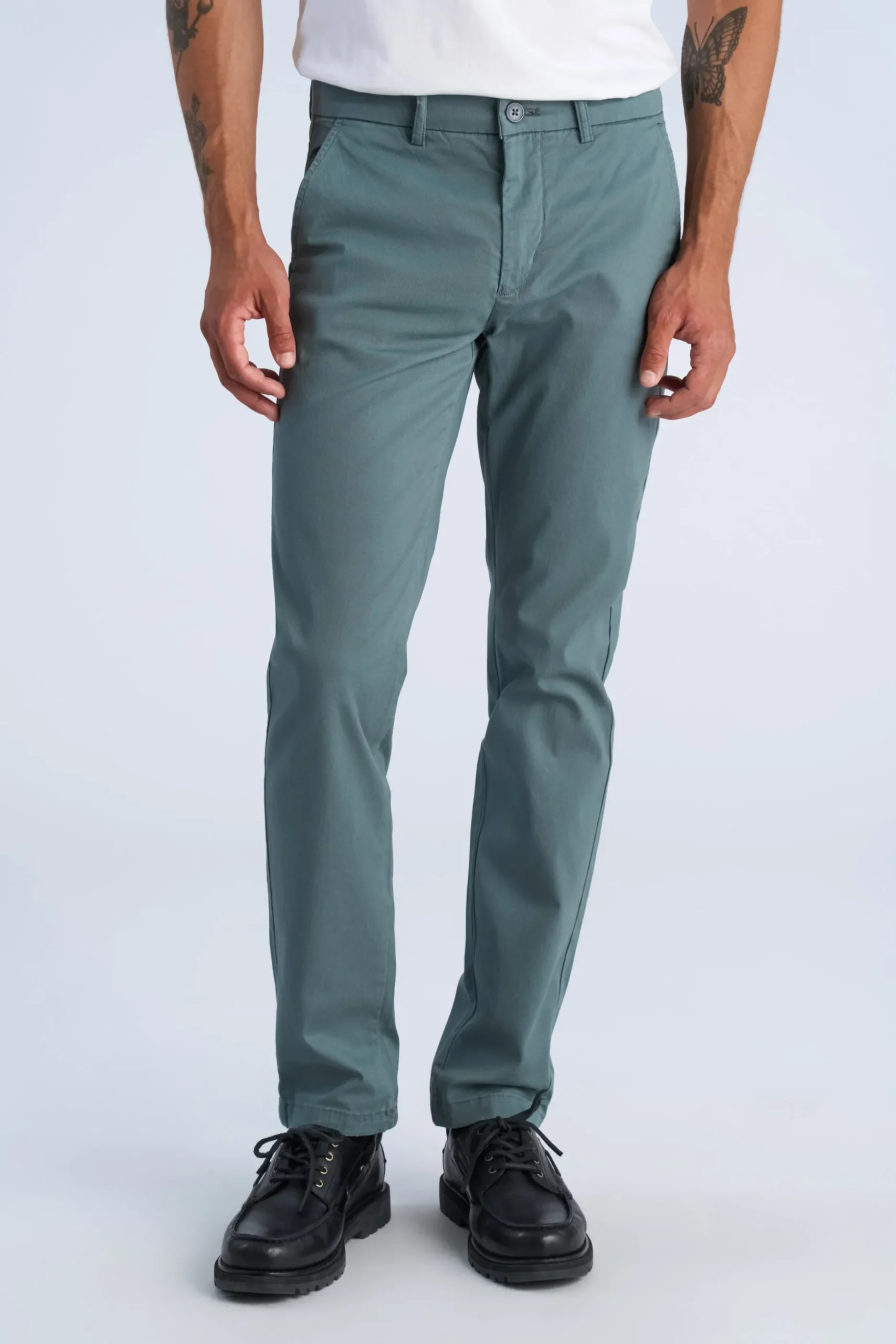 Chinos