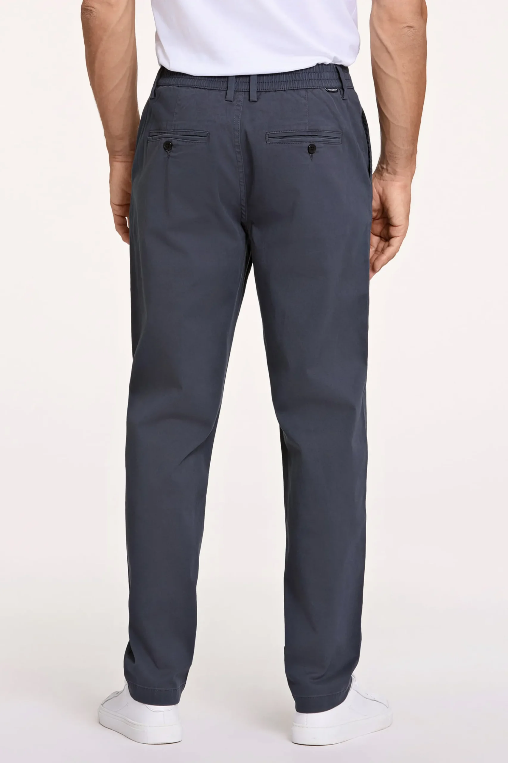 Chinos
