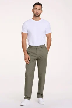 Chinos