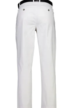 Chinos