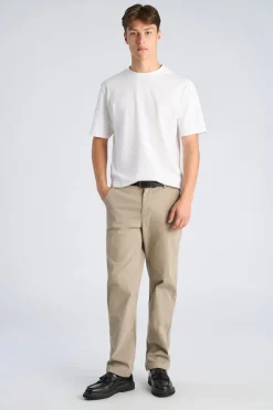 Chinos