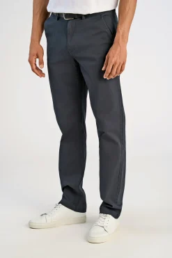 Chinos