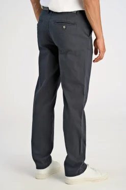Chinos