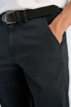 Chinos