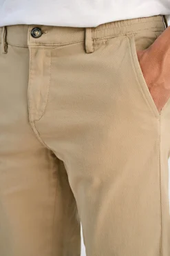 Chinos