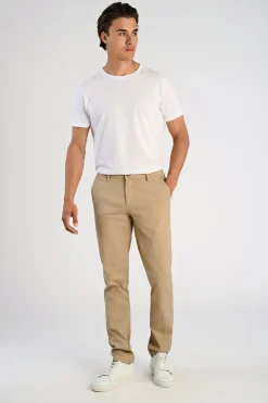 Chinos