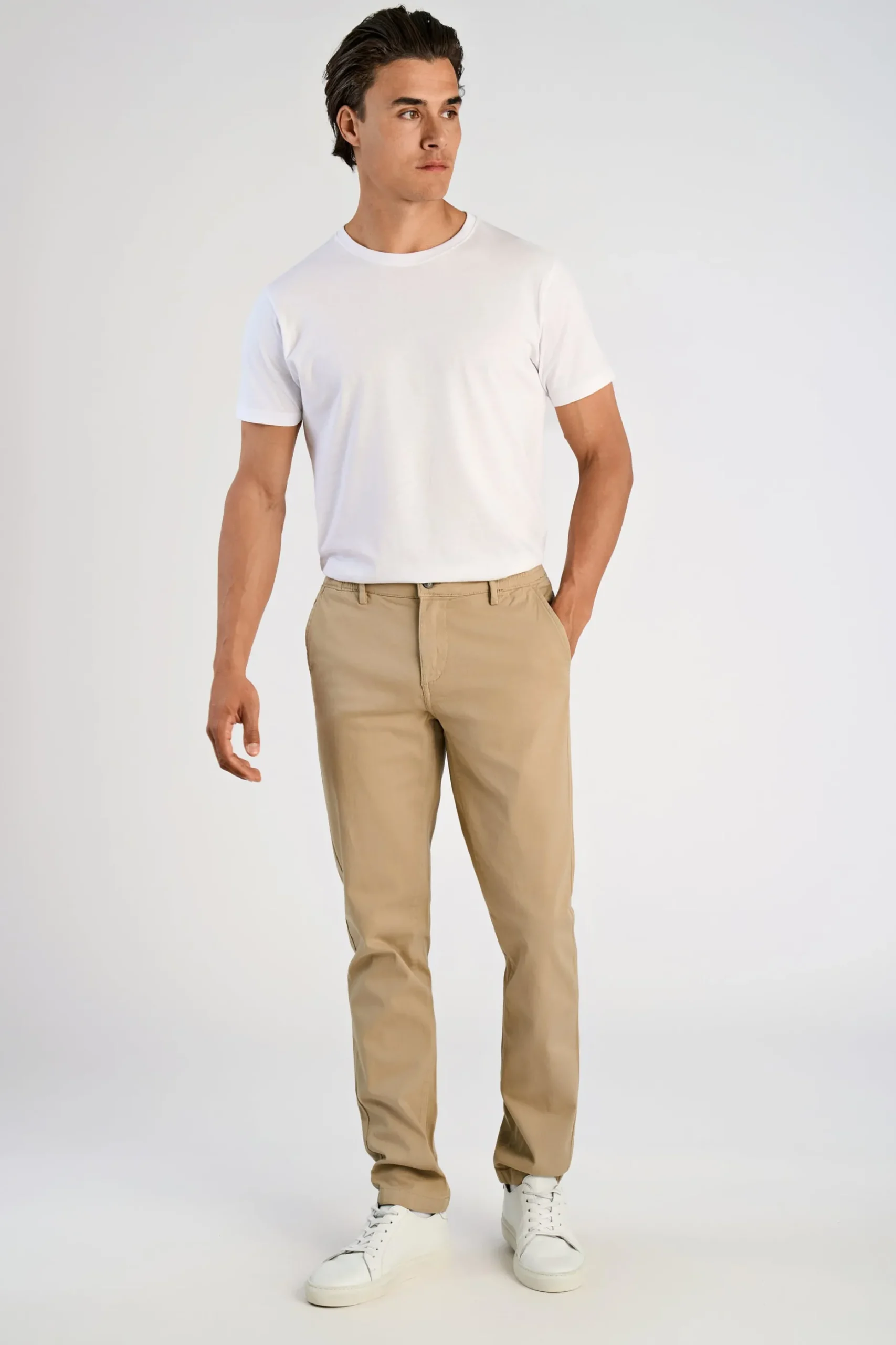 Chinos