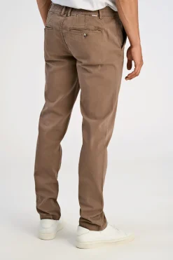 Chinos