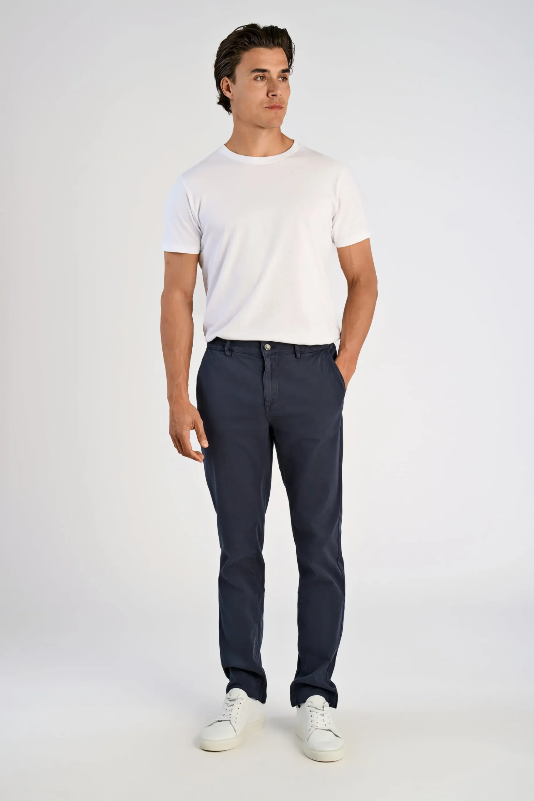 Chinos