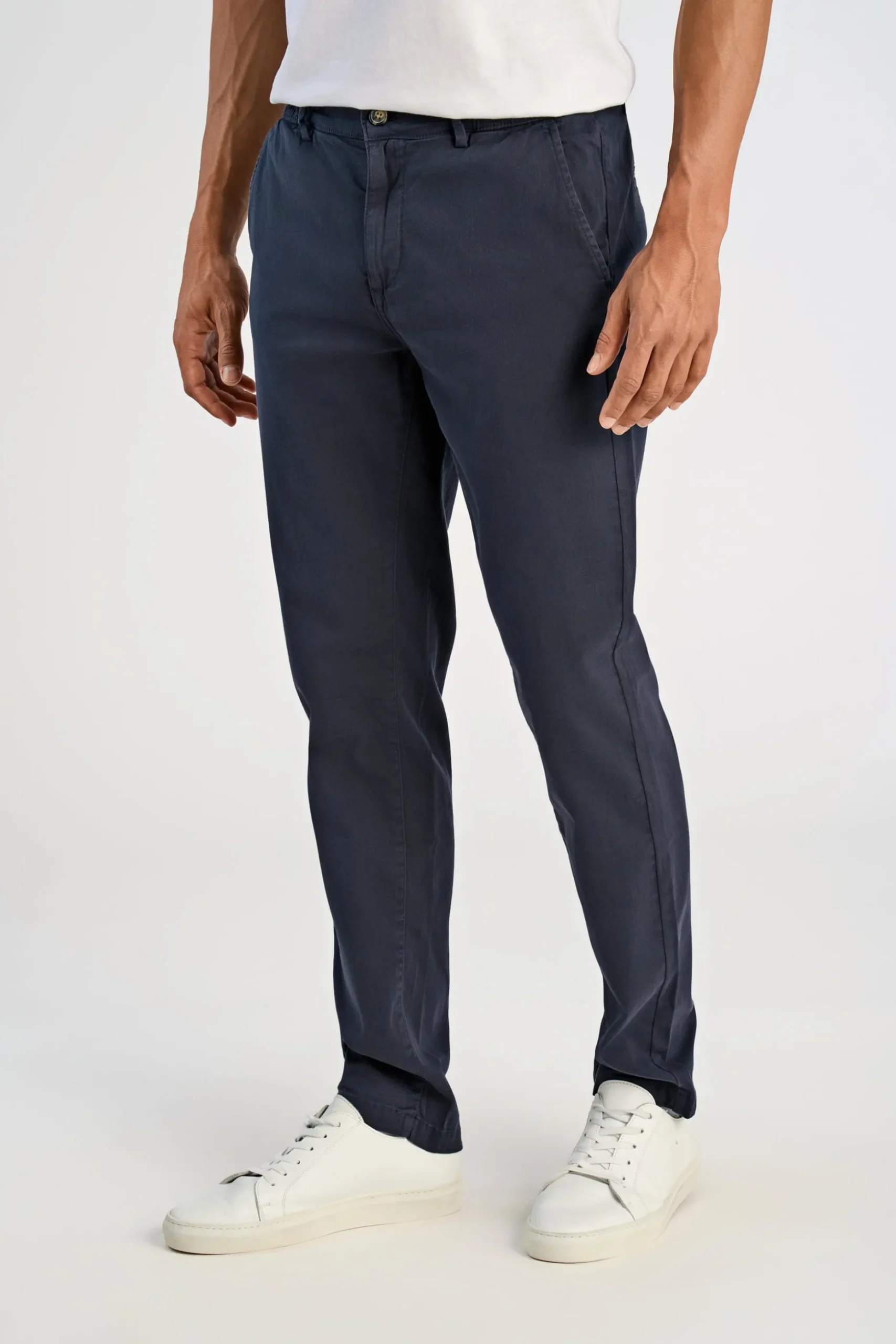 Chinos