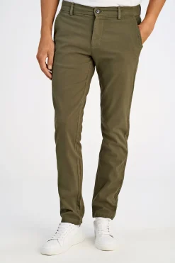 Chinos