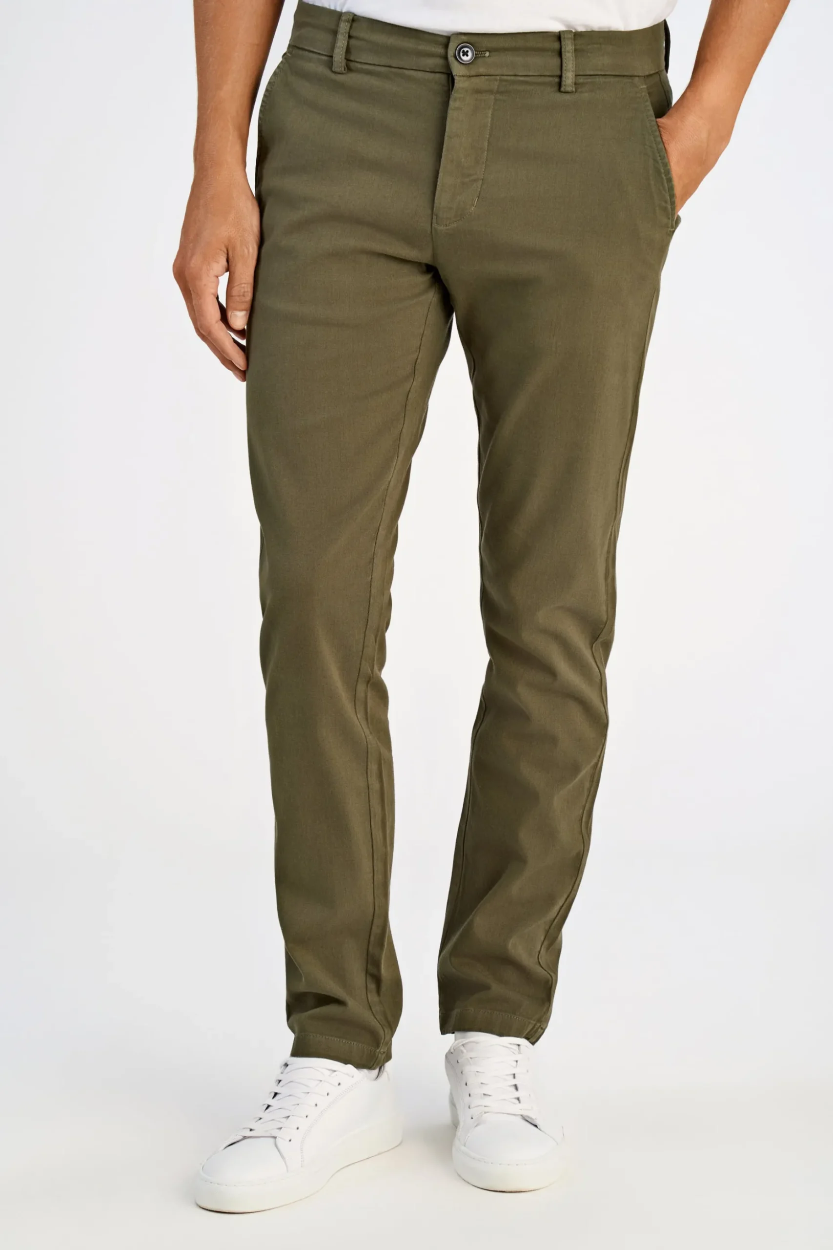 Chinos
