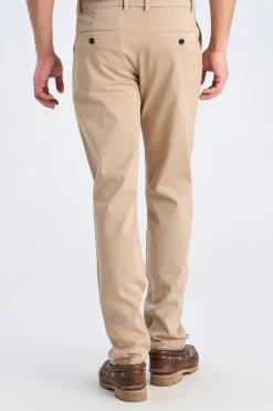 Chinos