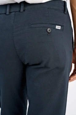Chinos