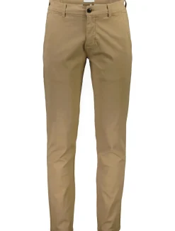 Chinos