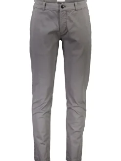 Chinos
