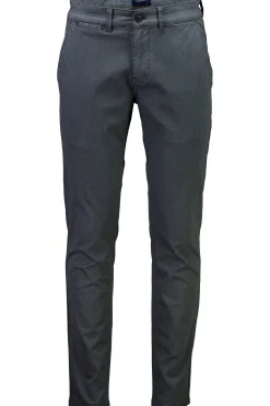 Chinos