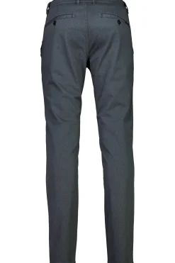 Chinos