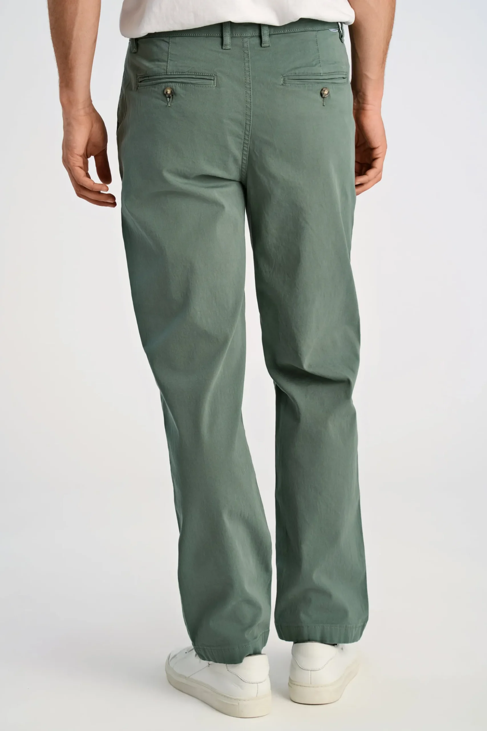 Chinos