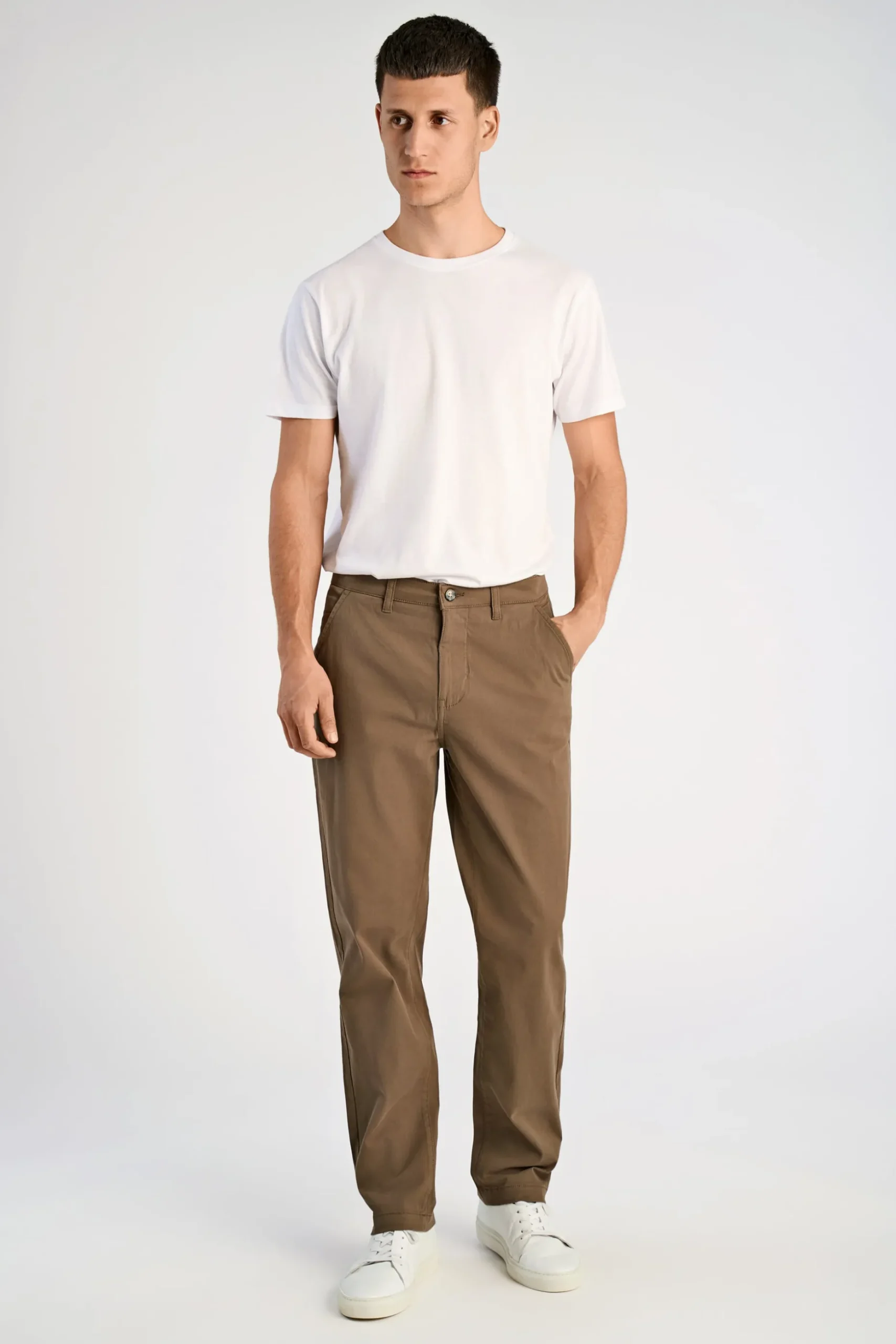 Chinos