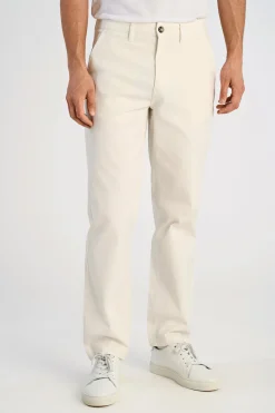 Chinos