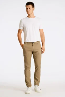 Chinos