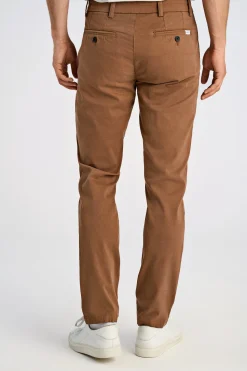 Chinos