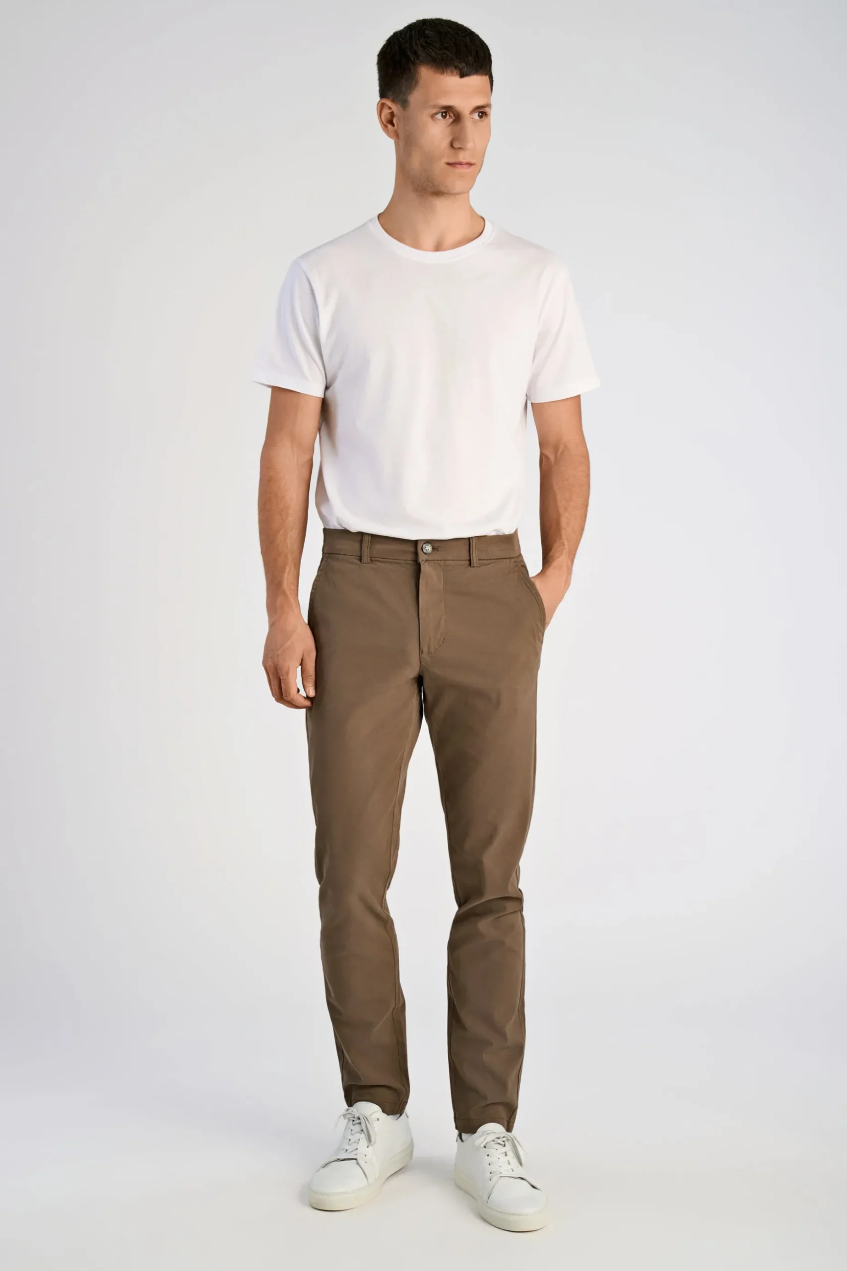 Chinos