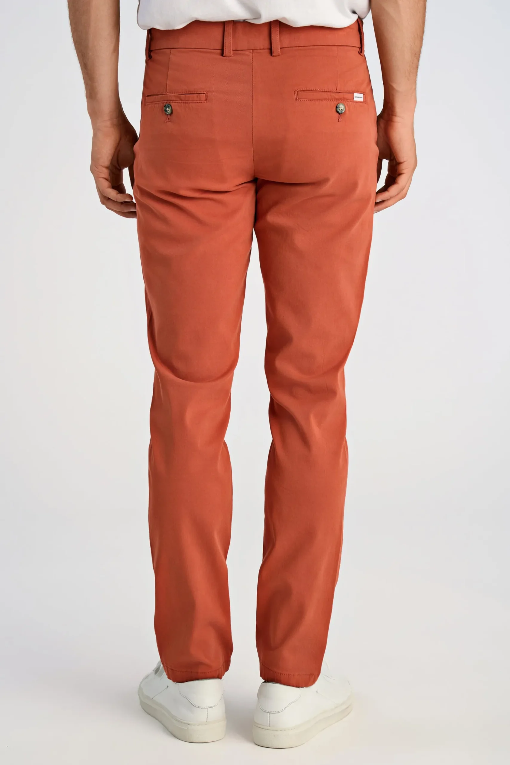 Chinos
