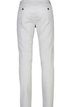 Chinos
