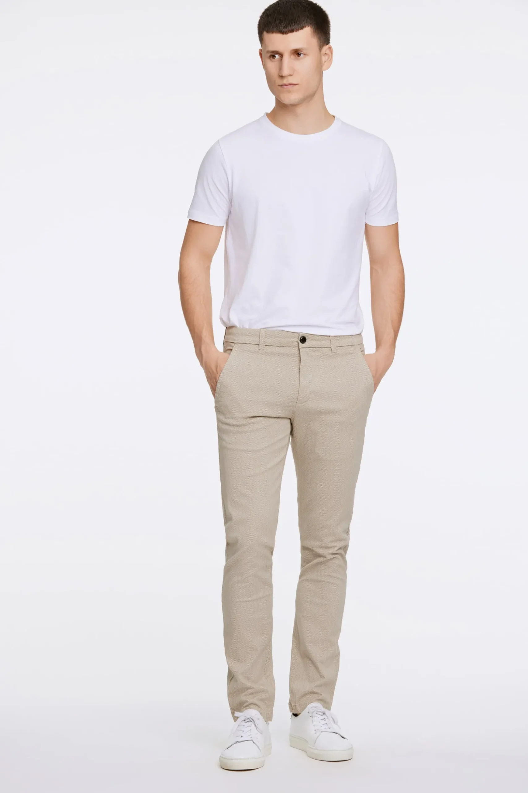 Chinos