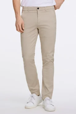 Chinos
